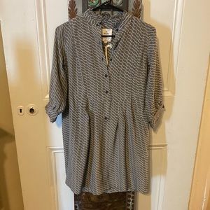 NEW Anthropologie M.i.H Printed Half Sleeve Long Silk Blouse Size XS